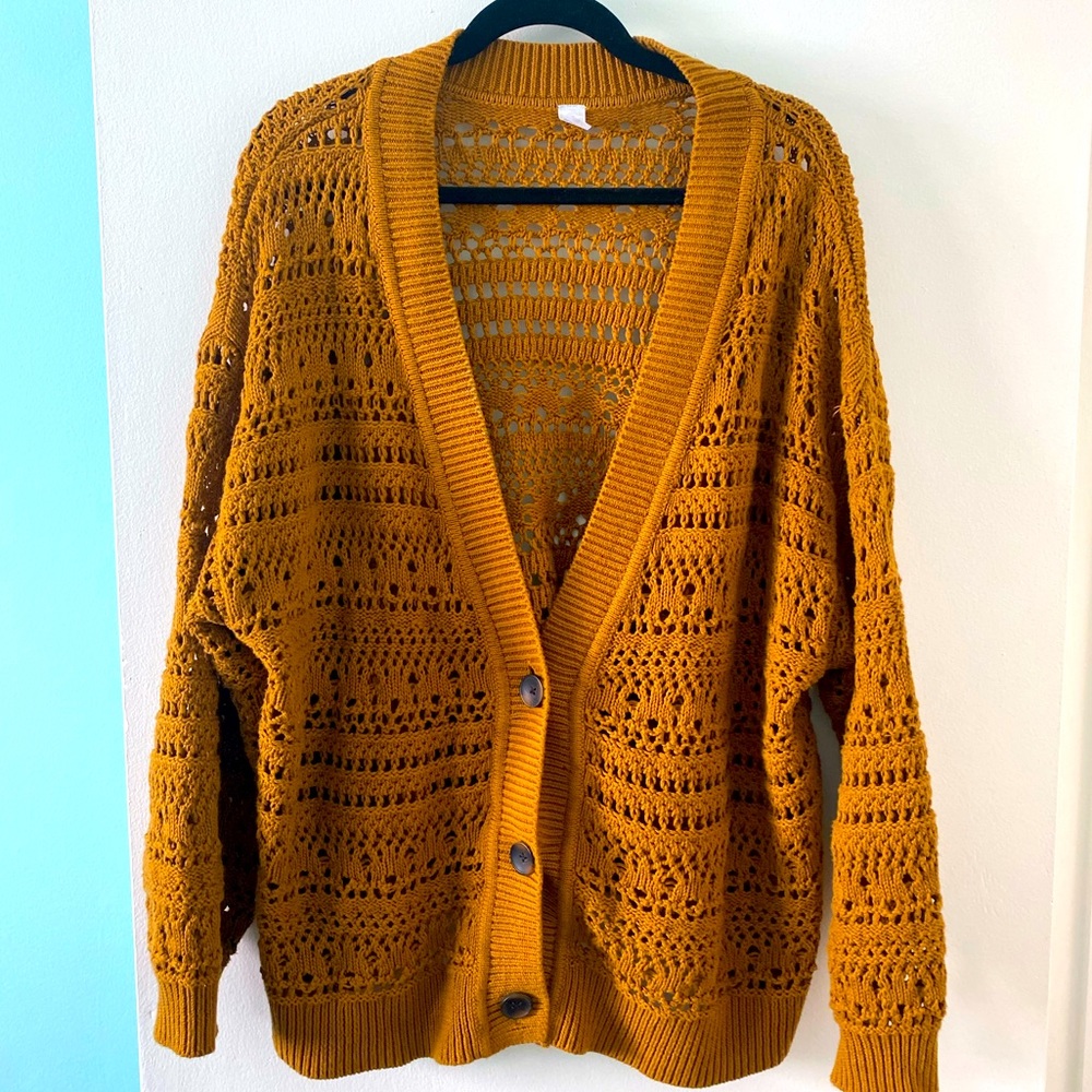 Old Navy 3X women’s cable knit button up cardigan